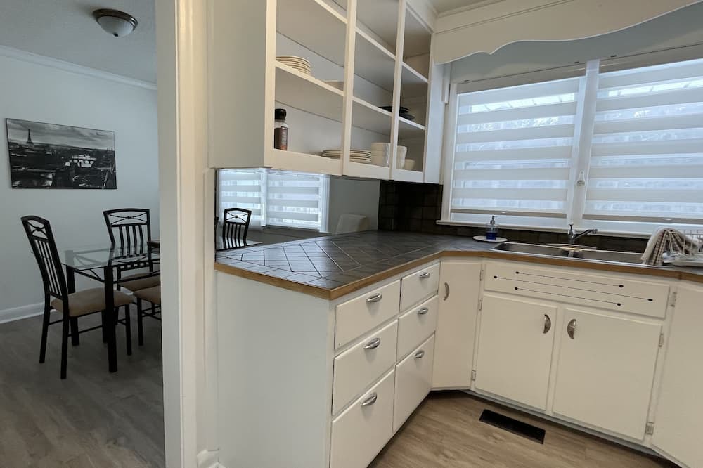 Photo of Kitchen in Mono