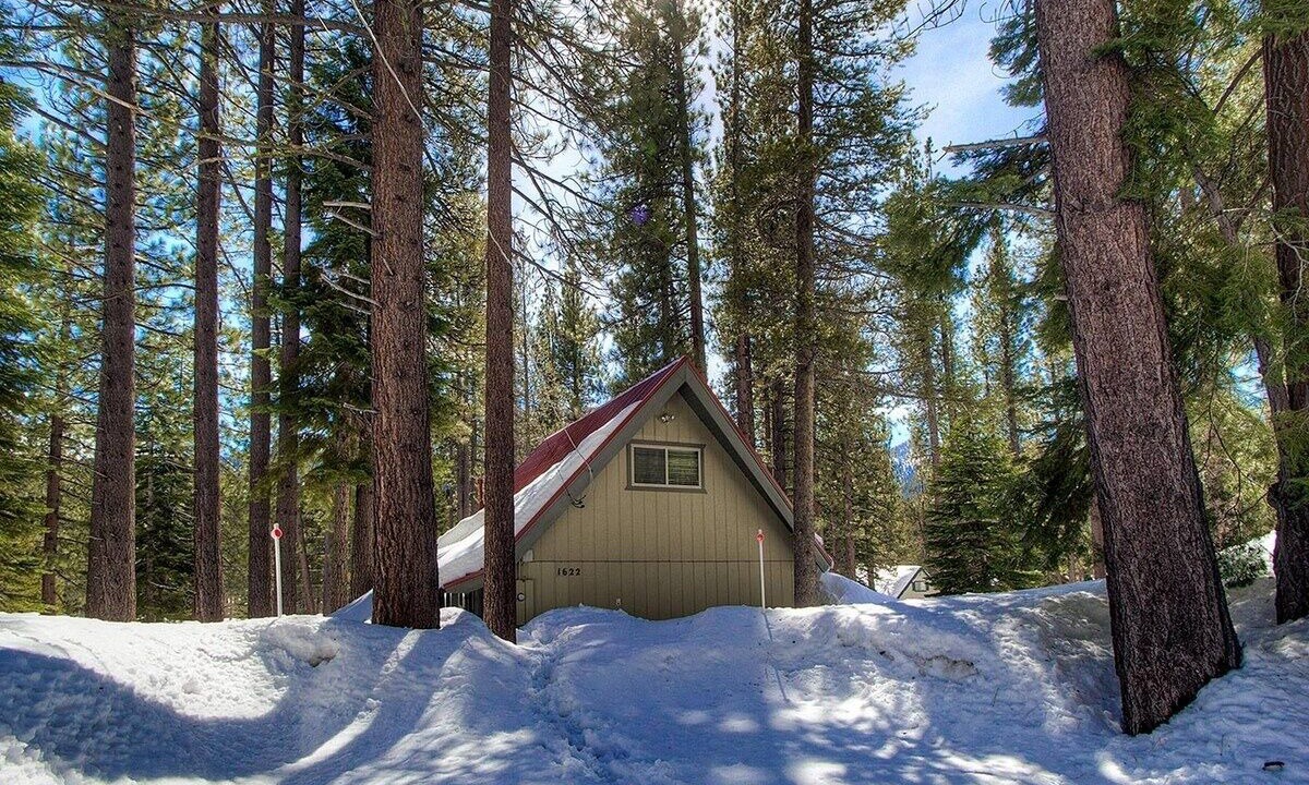 Photo of Outdoor in Country Club Estates