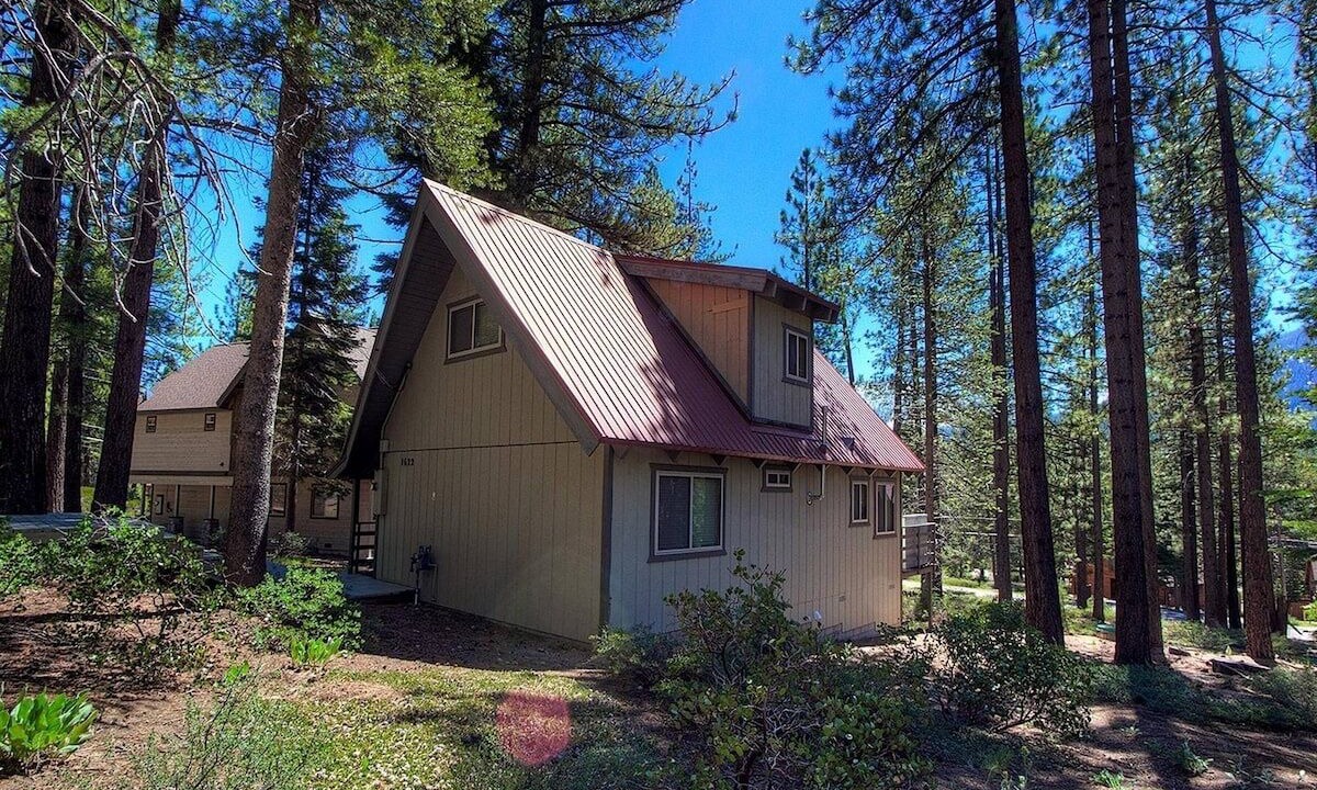 Photo of Outdoor in Country Club Estates