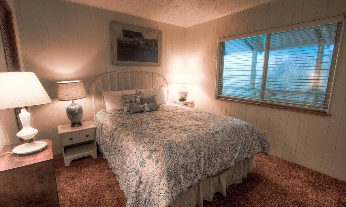 Photo of Others in Country Club Estates