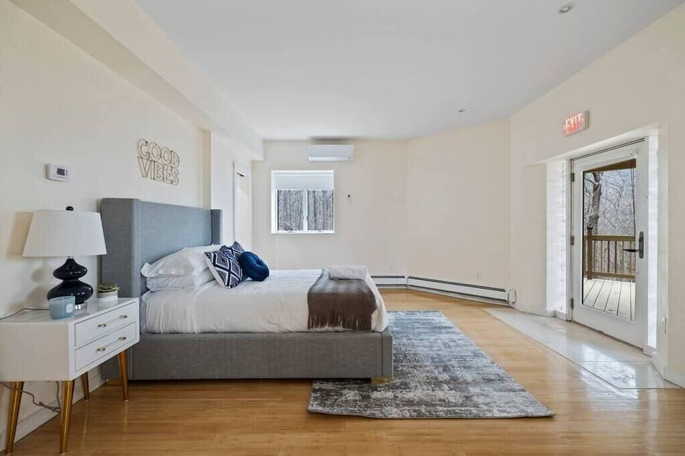 Photo of Bedroom in Greenwood Lake