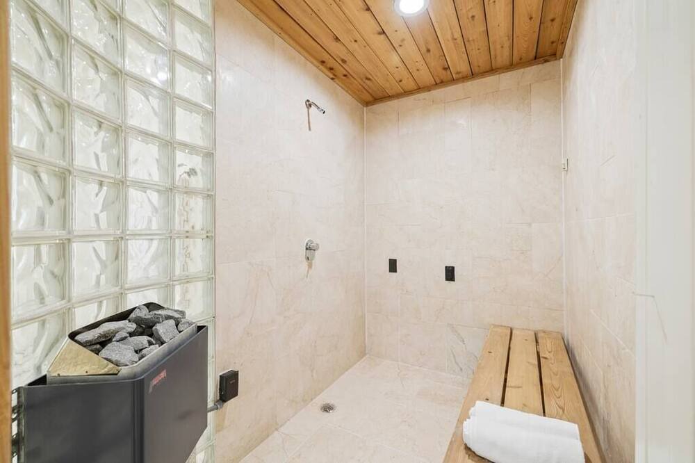 Photo of Bathroom in Greenwood Lake