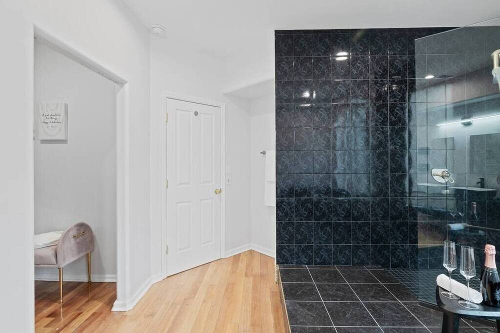 Photo of Bathroom in Greenwood Lake