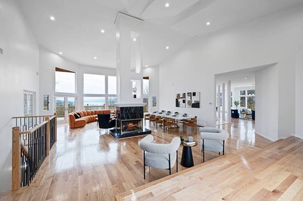 Photo of Livingroom in Greenwood Lake