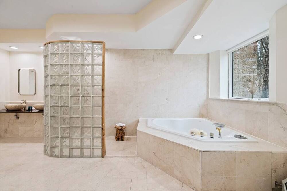 Photo of Bathroom in Greenwood Lake