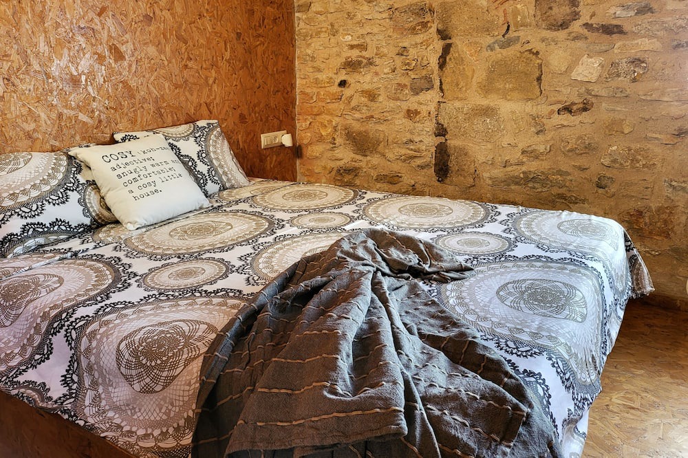 Photo of Bedroom in Peratallada