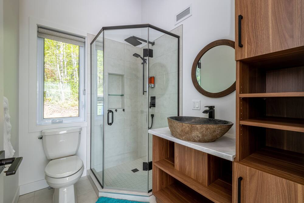 Photo of Bathroom in Saint Irenee