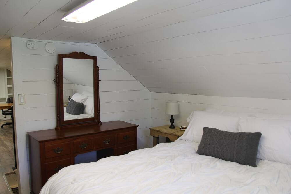 Photo of Bedroom in Waterloo