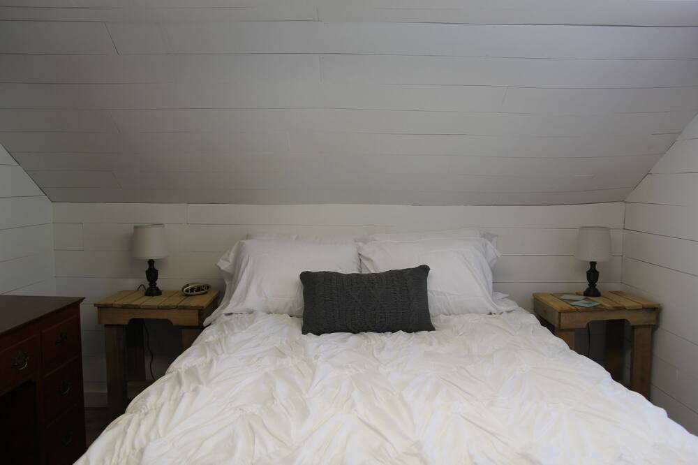Photo of Bedroom in Waterloo