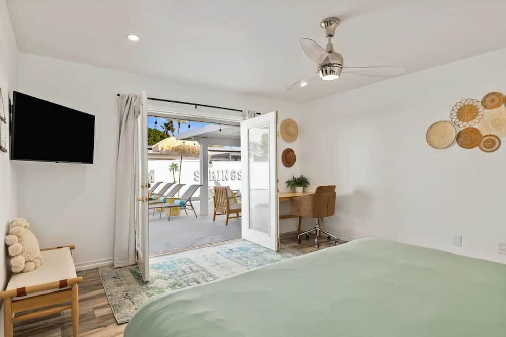 Photo of Bedroom in Desert Park Estates