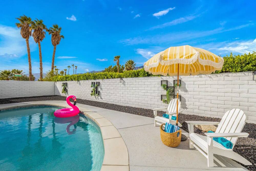 Photo of Outdoor in Desert Park Estates