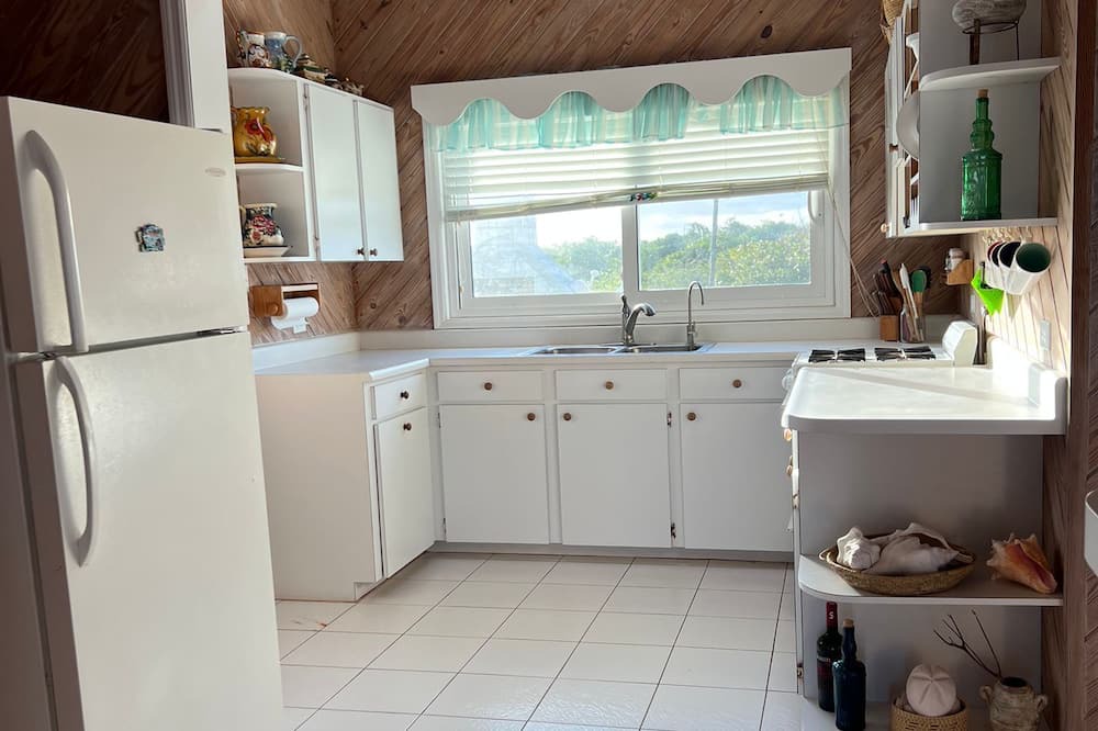 Photo of Kitchen in Deadmans Cay