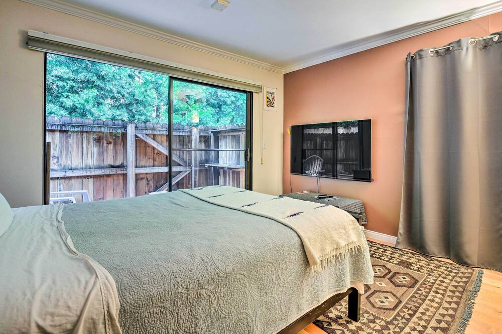 Photo of Bedroom in Sunset Park