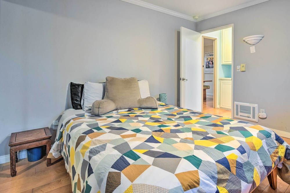 Photo of Bedroom in Sunset Park