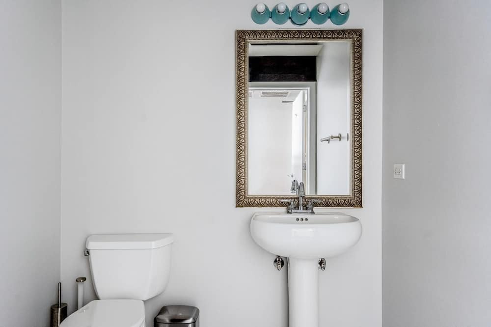 Photo of Bathroom in The Villas