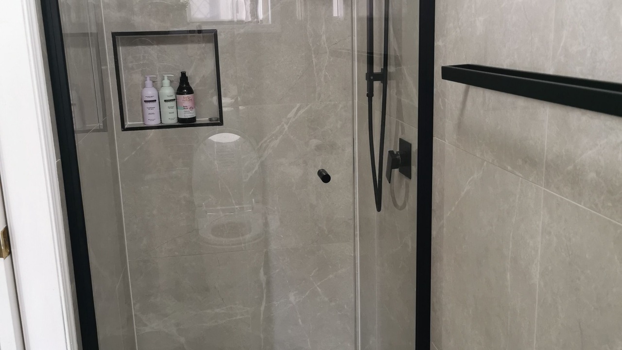 Photo of Bathroom in Eight Mile Plains