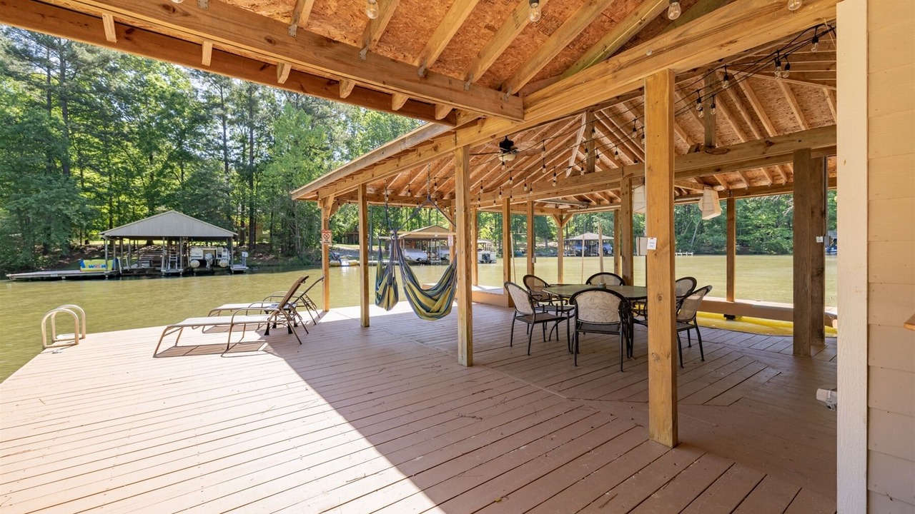 Photo of Patio Balcony in Wise