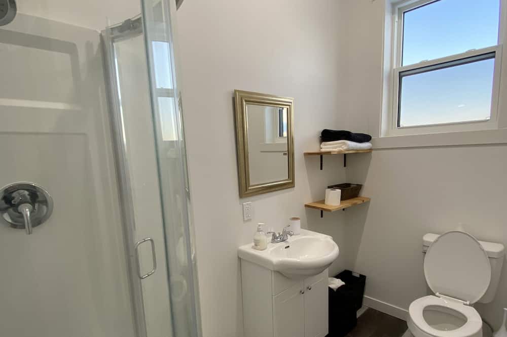 Photo of Bathroom in Essa