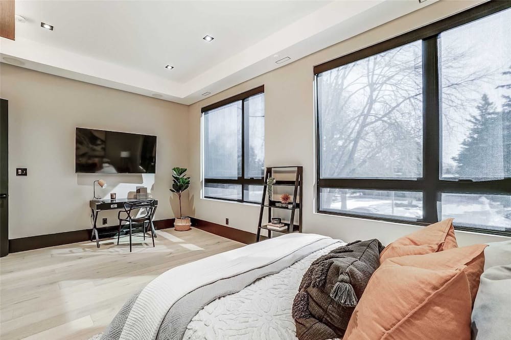 Photo of Livingroom in Etobicoke