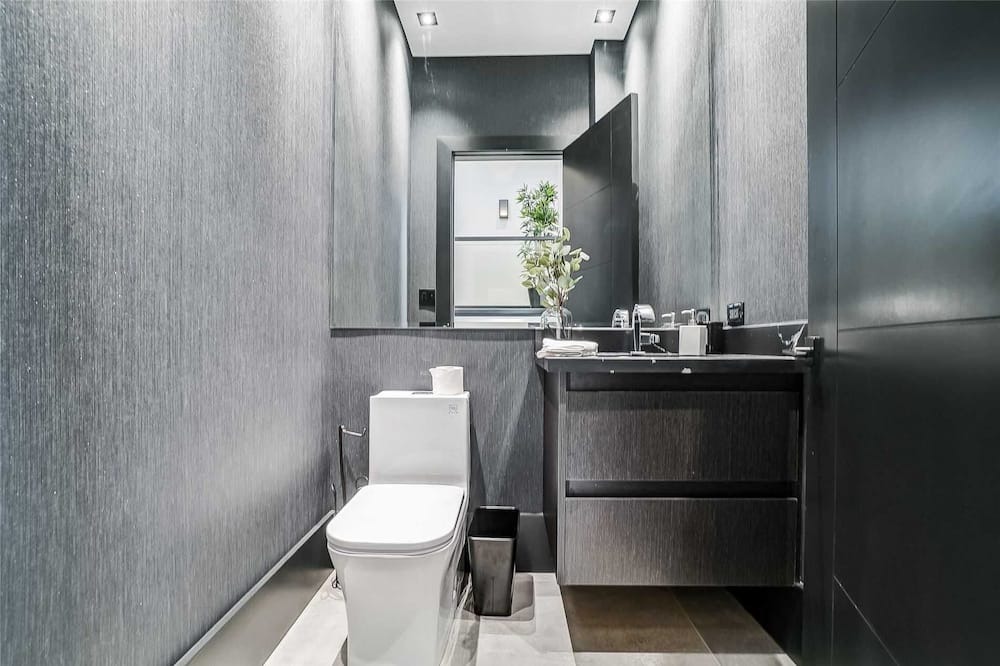 Photo of Bathroom in Etobicoke