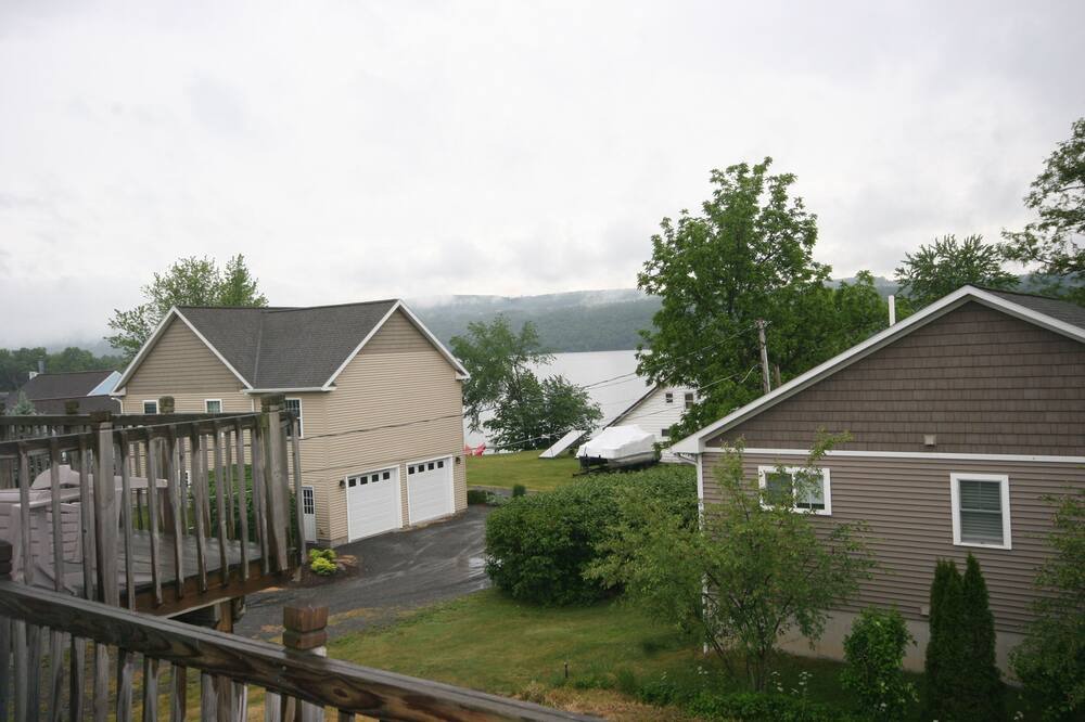 Photo of Outdoor in Sennett