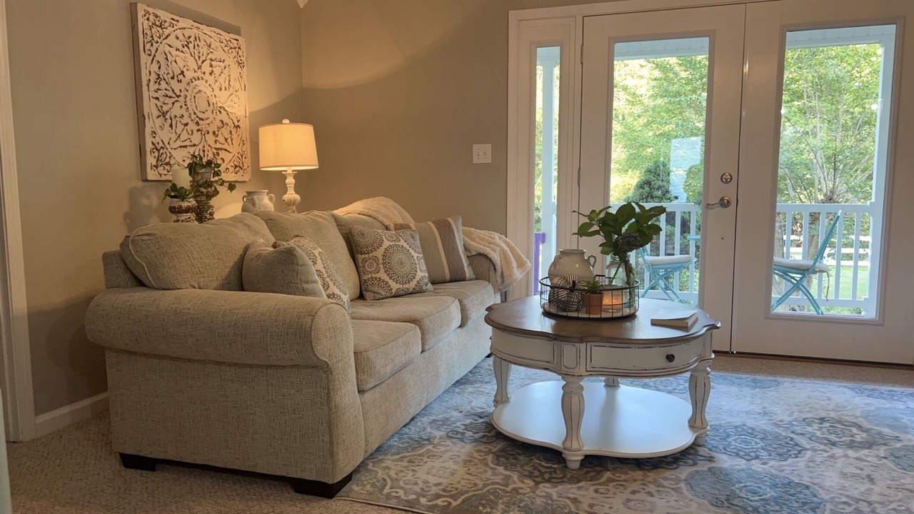 Photo of Livingroom in Thomasville