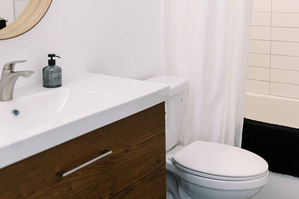 Photo of Bathroom in Victoria Hills