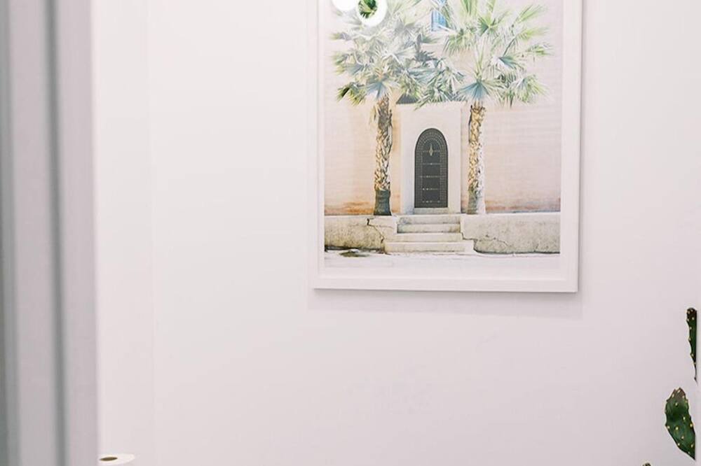 Photo of Bathroom in Victoria Hills