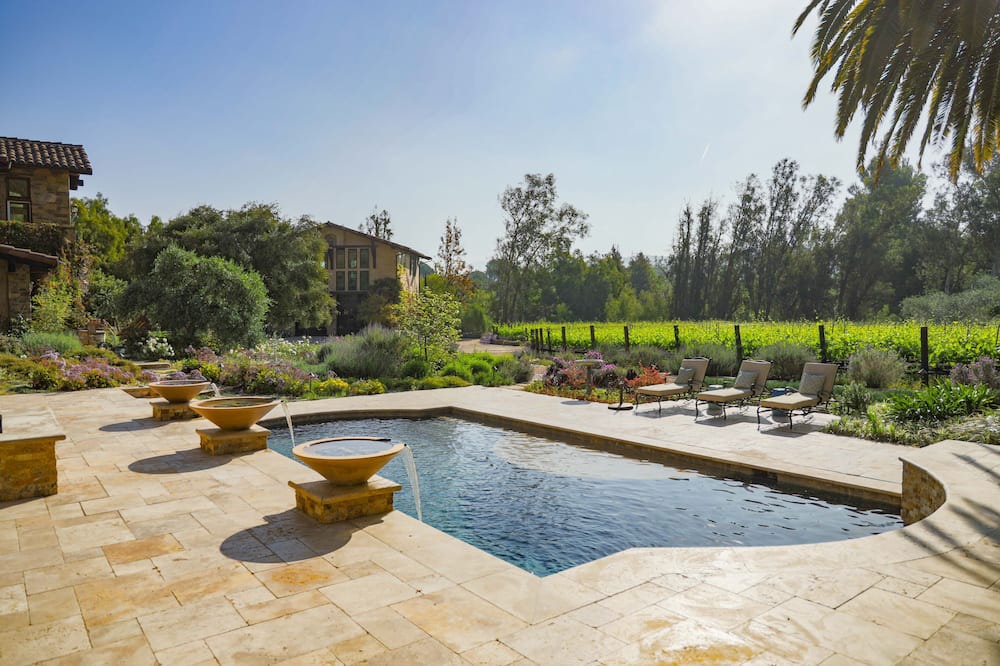 Photo of Outdoor in Cowan Heights