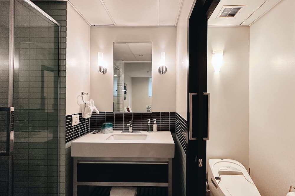 Photo of Bathroom in Westlake South