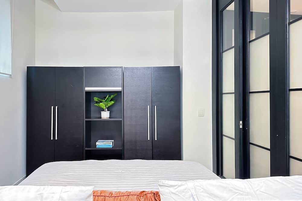 Photo of Bedroom in Westlake South
