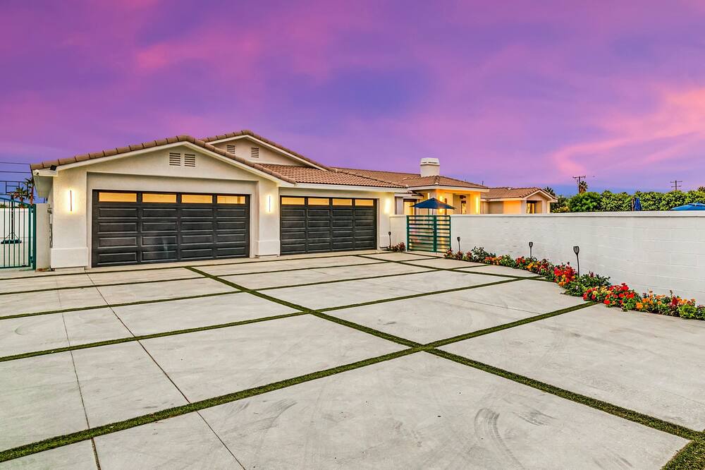 Photo of Others in Desert Park Estates