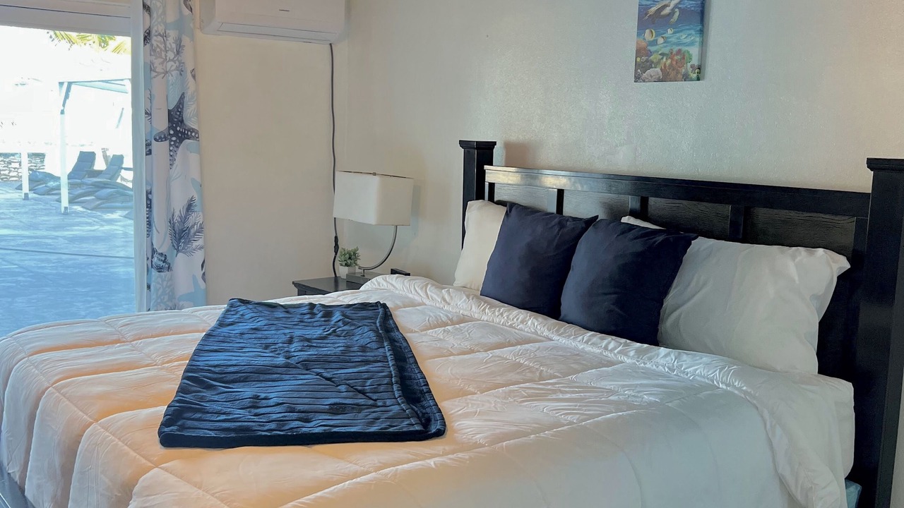 Photo of Bedroom in Farmer's Hill