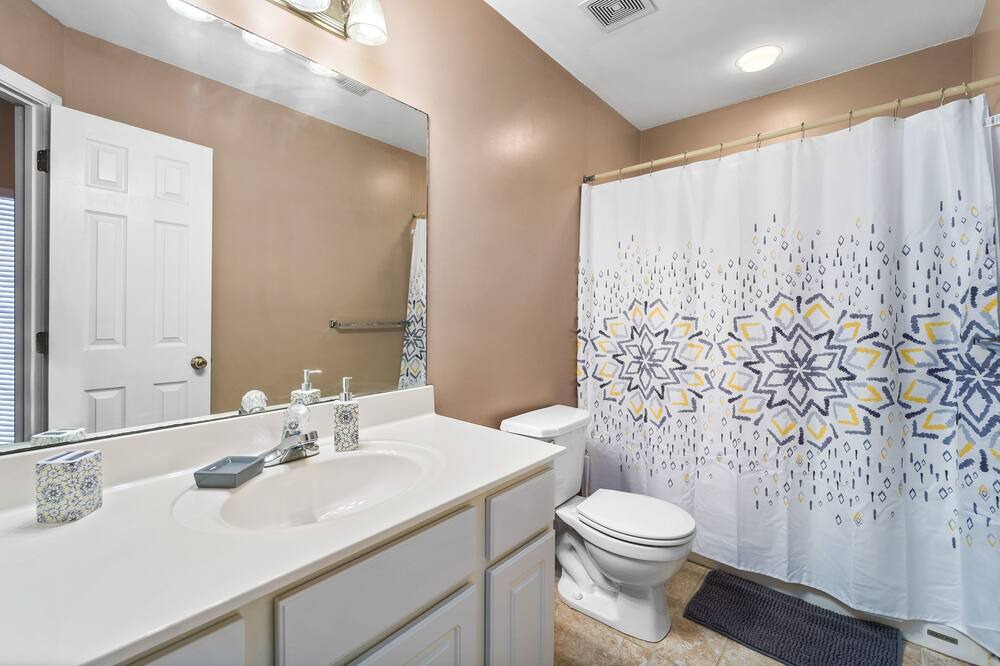 Photo of Bathroom in Helena