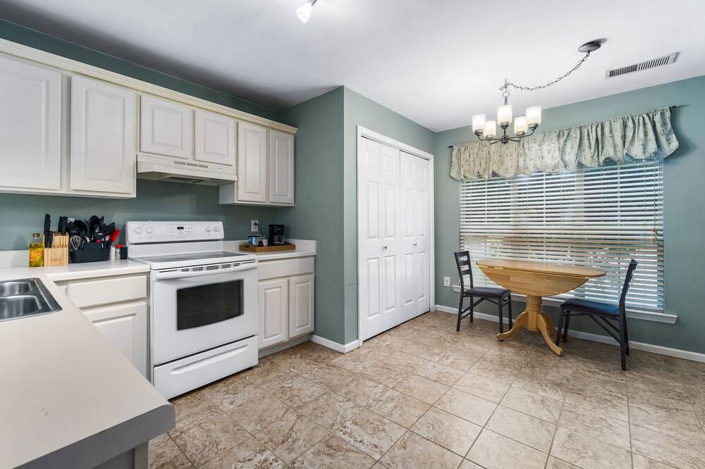 Photo of Kitchen in Helena