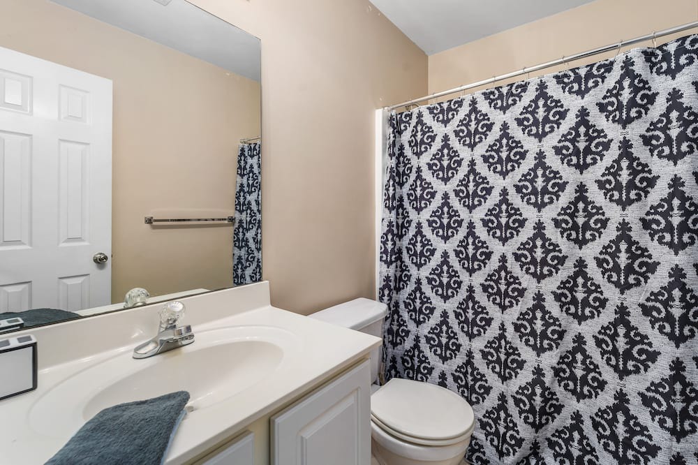 Photo of Bathroom in Helena