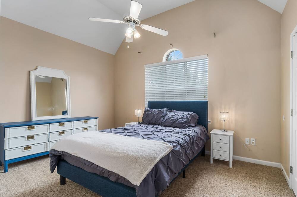 Photo of Bedroom in Helena