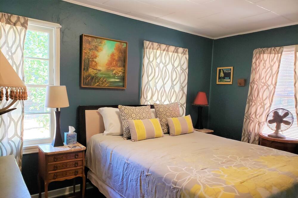 Photo of Bedroom in Big Bear City