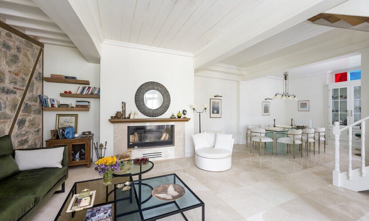 Photo of Livingroom in Beylerbeyi