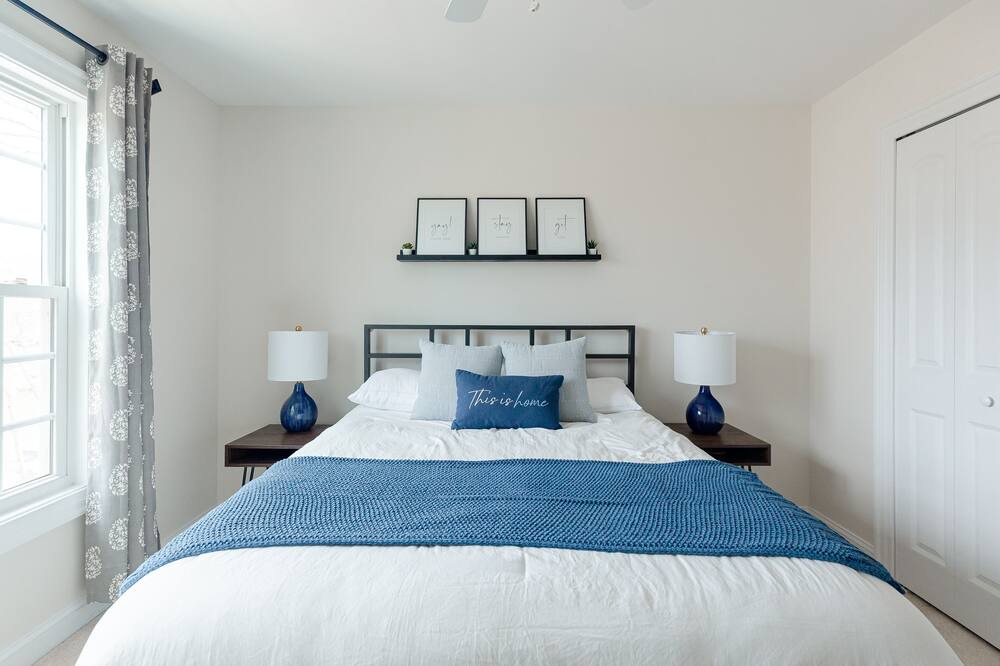 Photo of Bedroom in Wise