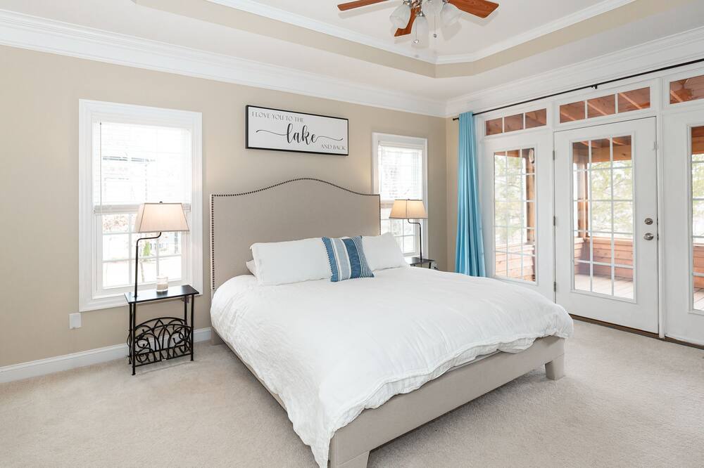 Photo of Bedroom in Wise