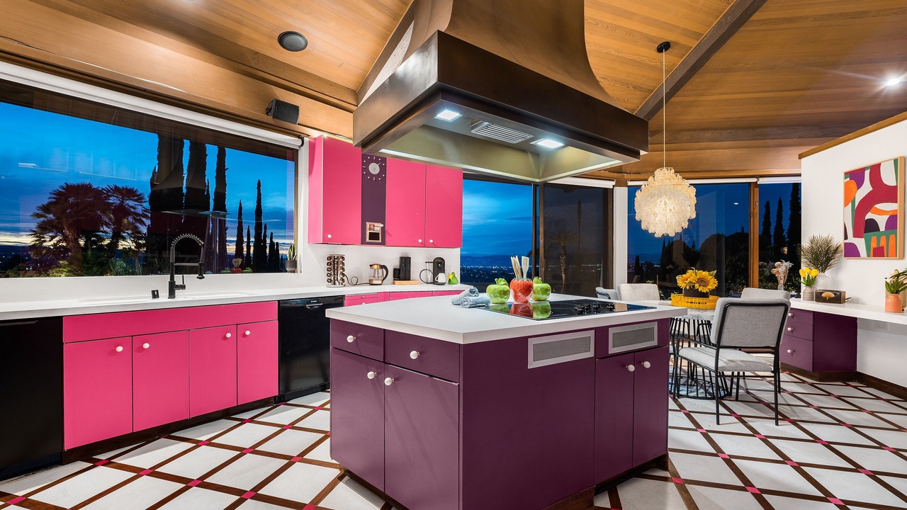 Photo of Kitchen in Encino