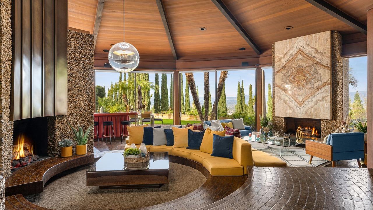 Photo of Outdoor in Encino