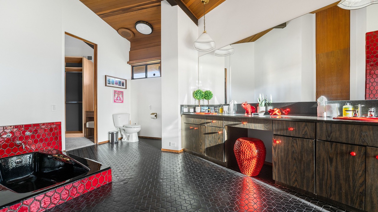 Photo of Kitchen in Encino
