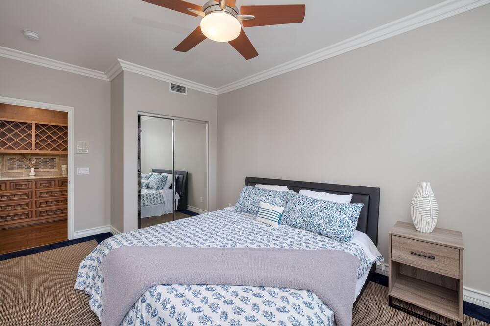 Photo of Bedroom in Tustin