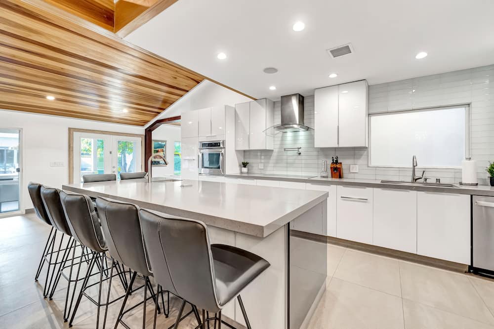 Photo of Kitchen in Valley Glen