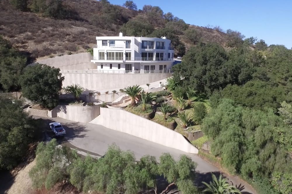 Photo of Outdoor in Hidden Hills
