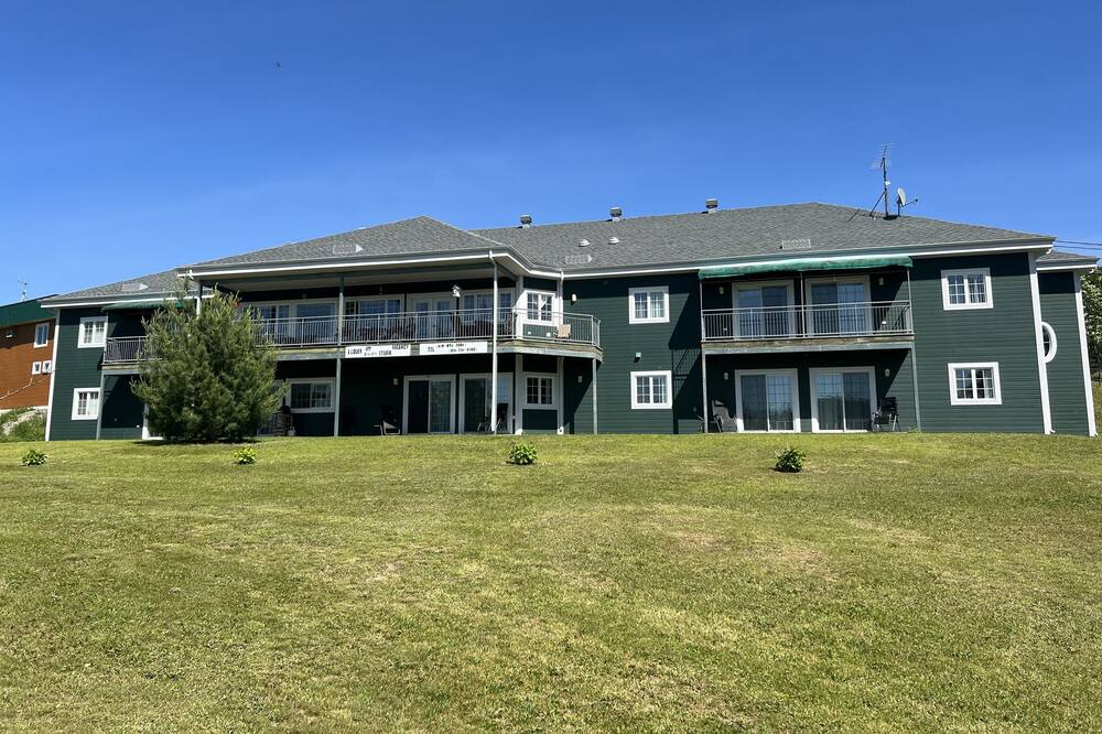 Photo of Outdoor in Saint-Marc-du-Lac-Long