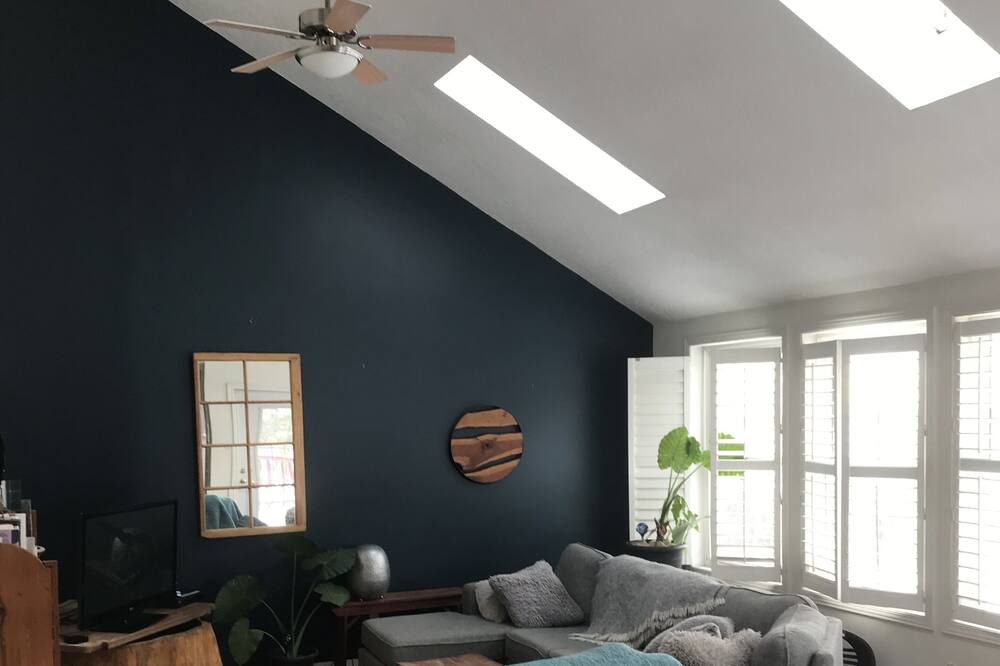 Photo of Livingroom in Elora