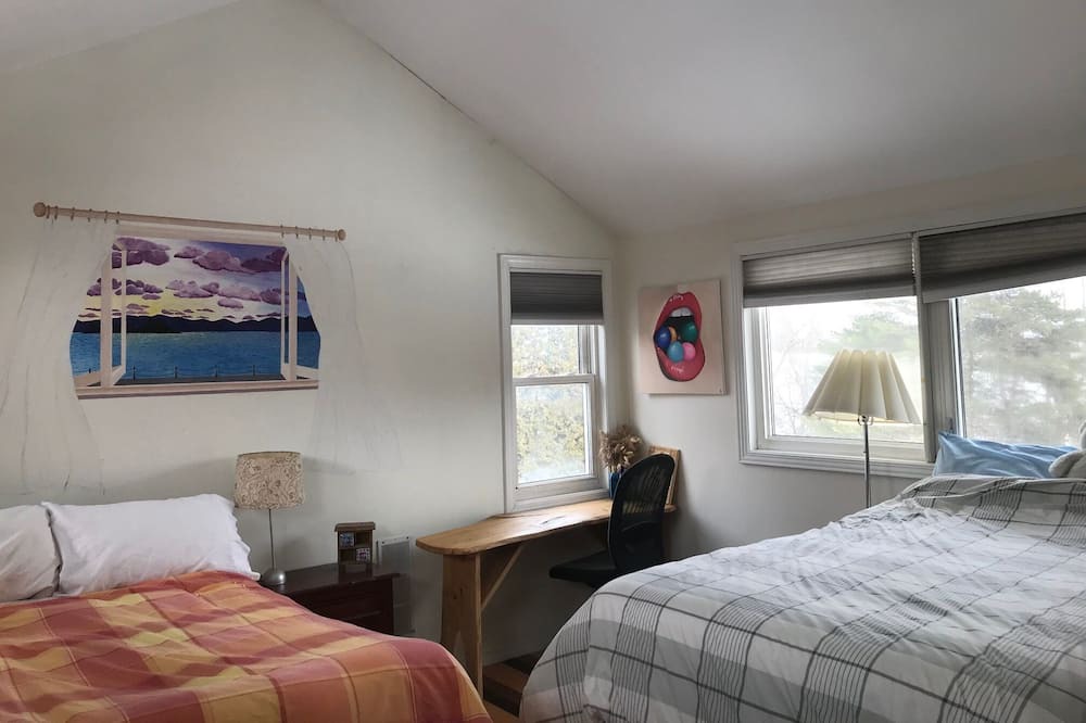 Photo of Bedroom in Elora